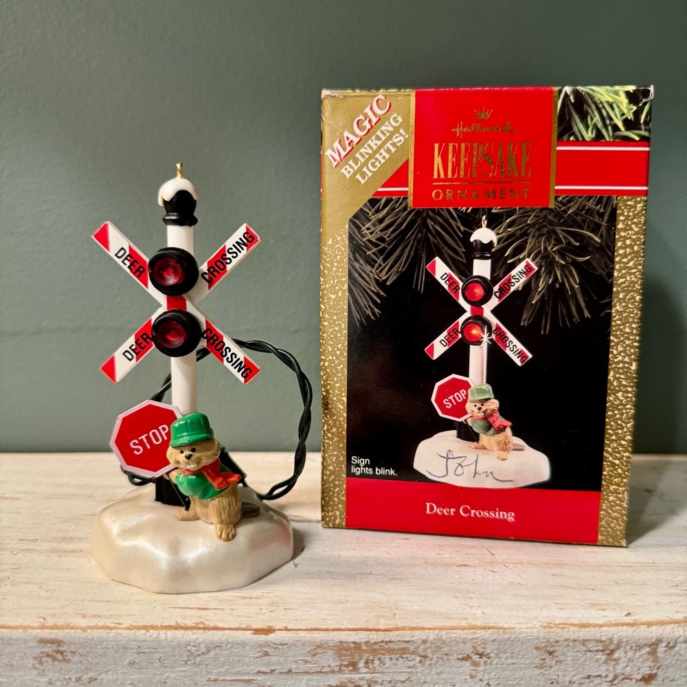 90’s Hallmark Keepsake Deer Crossing Ornament with Magic Blinking Lights | 1990